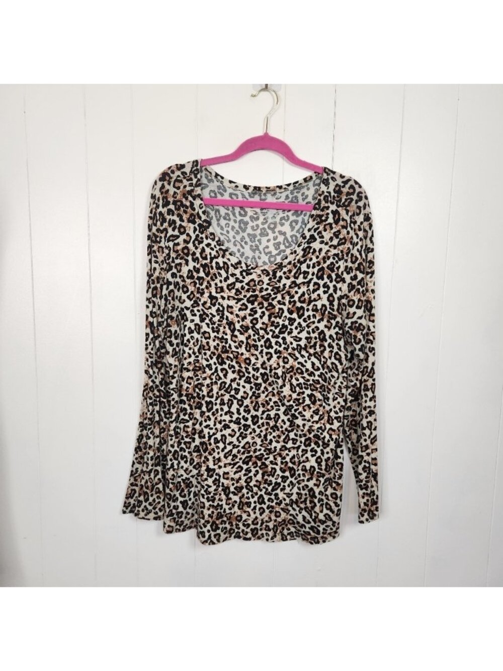 Maurices 24/7 Leopard Animal Print Long Sleeve Tee Stretch T-Shirt Size XL - Picture 3 of 8